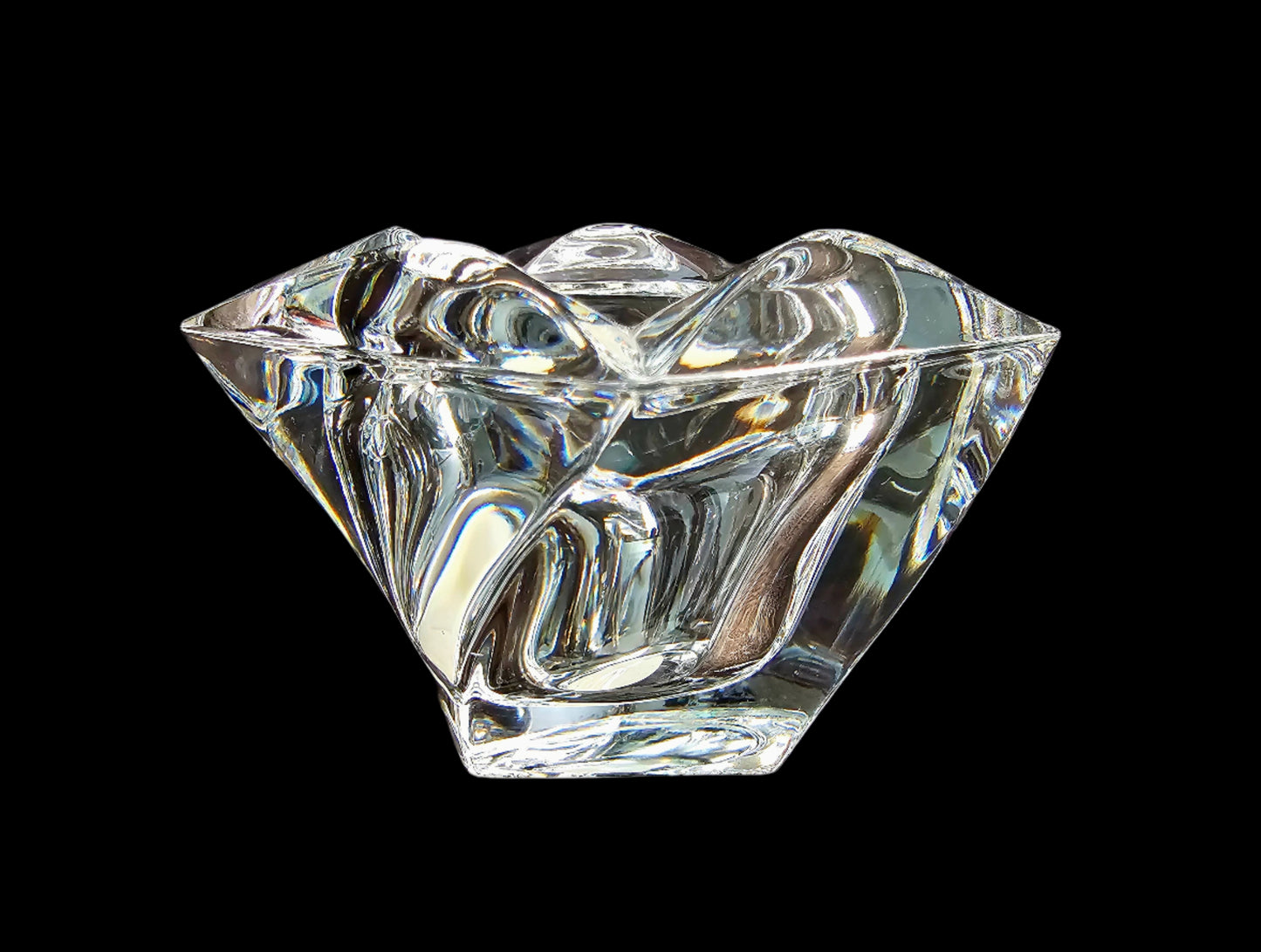 Crystal Candle Holder with a Twist! Holds tea light or votive.