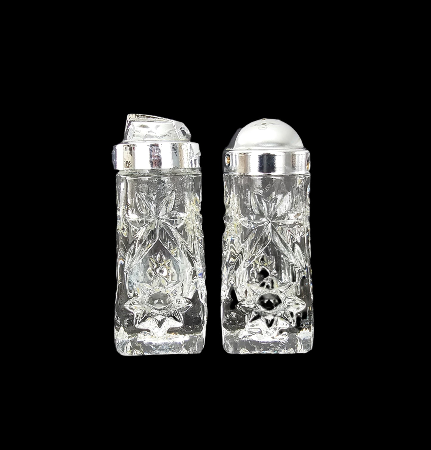 Prescut Clear Salt and Pepper Shakers with Dome Lids, Anchor Hocking