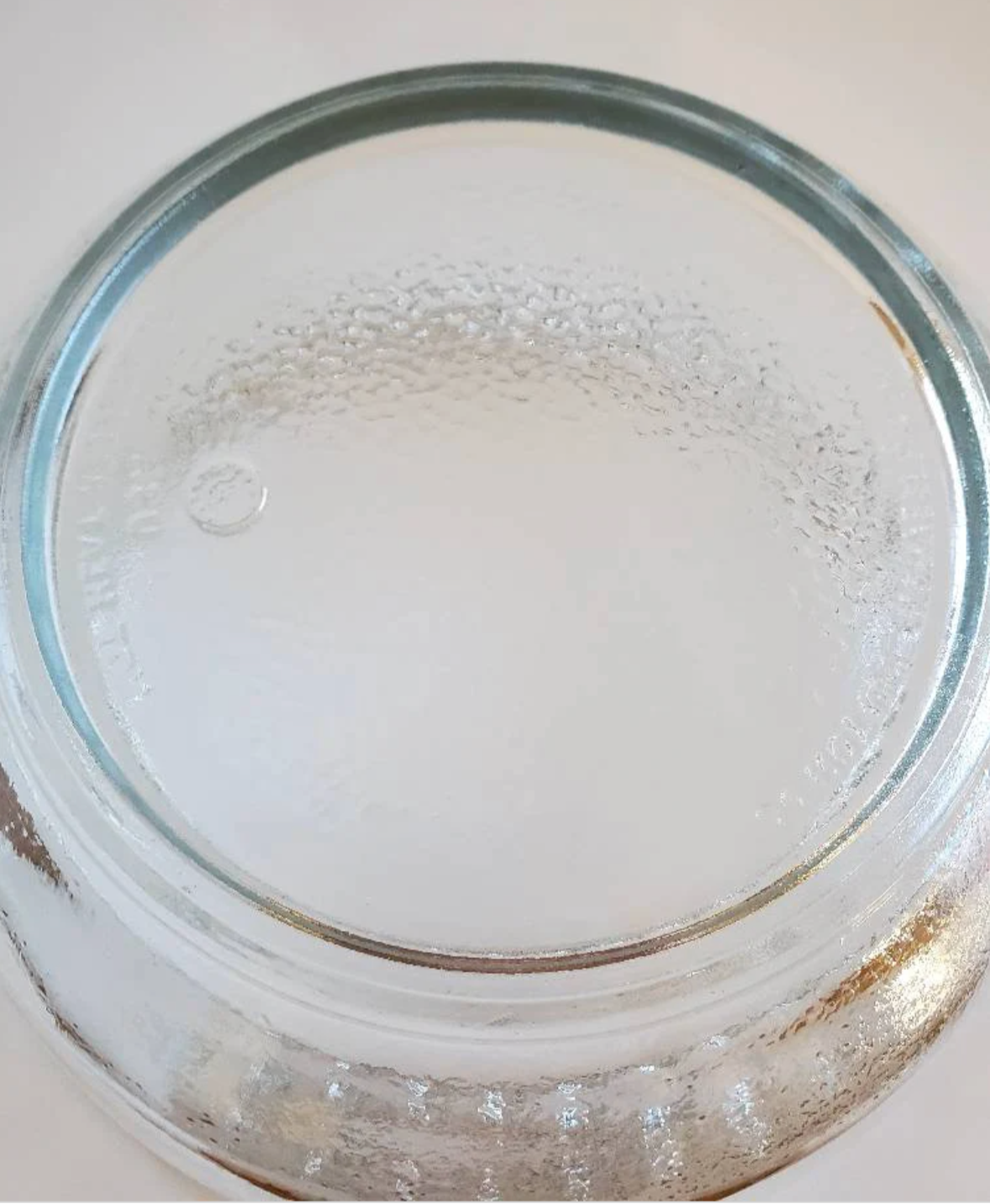 Vintage 8.5" Mixing Bowl in Clear Glass with Patterned Rim