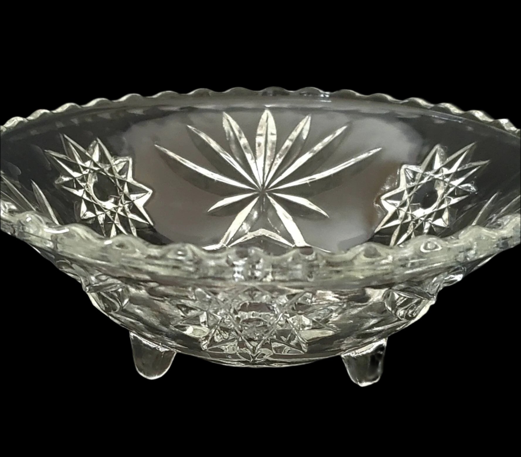 Vintage Pressed Glass Bon Bon Dish, Candy Dish, Trinket Dish from Anchor Hocking