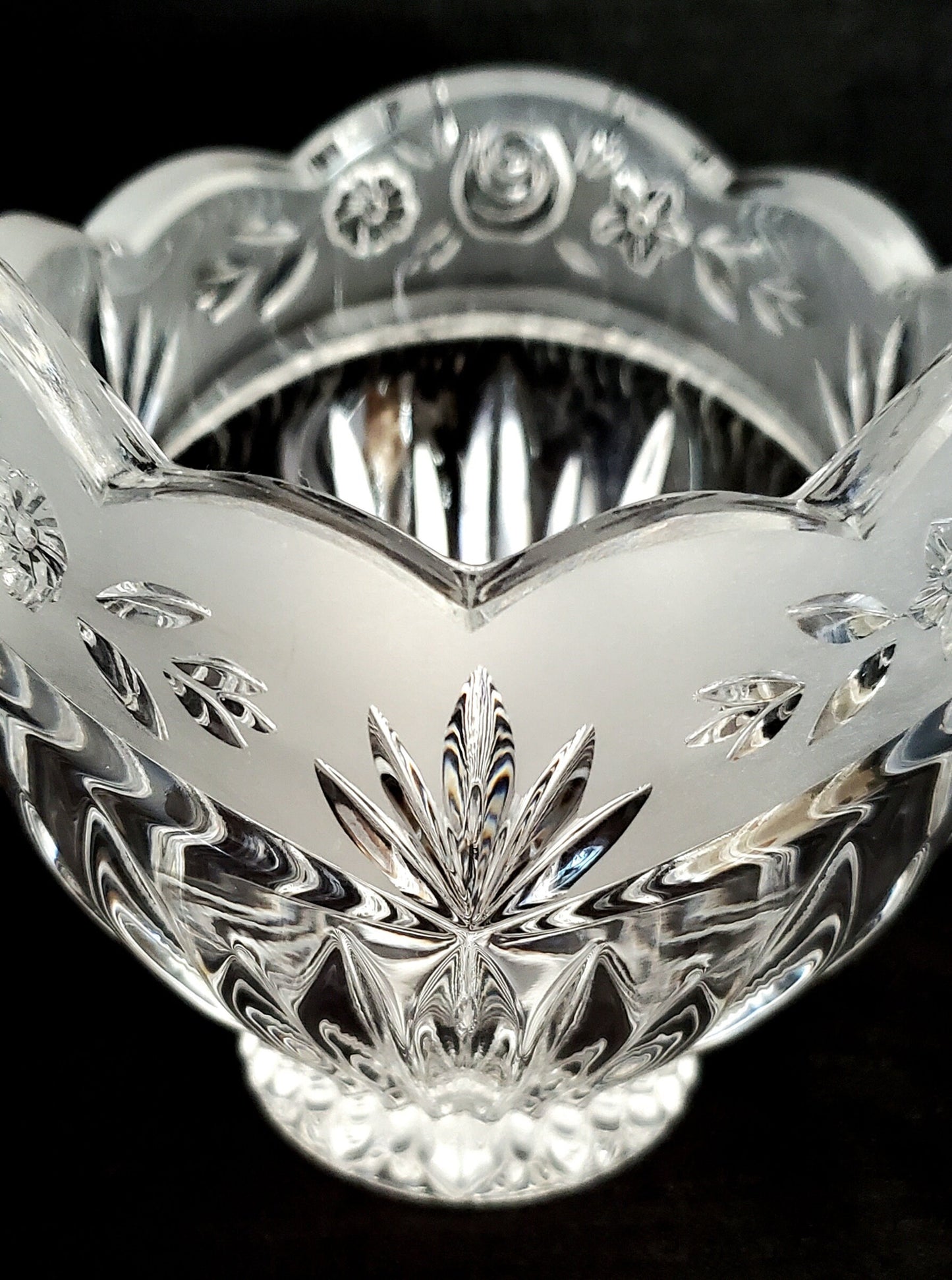 Oneida Southern Garden Lead Crystal Candy Dish or Bowl, Vintage, "Southern Garden" Pattern