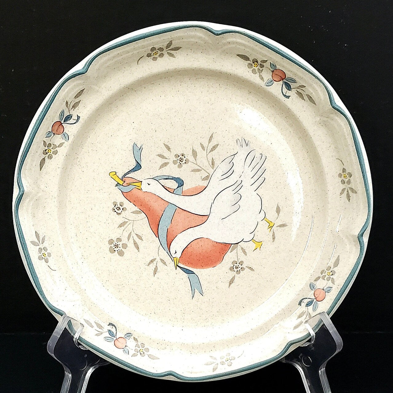 Marmalade Salad Plate, Vintage International Tableworks (1980s). Speckled Cream Stoneware with Geese and Fruits Motif in Red and Blue.