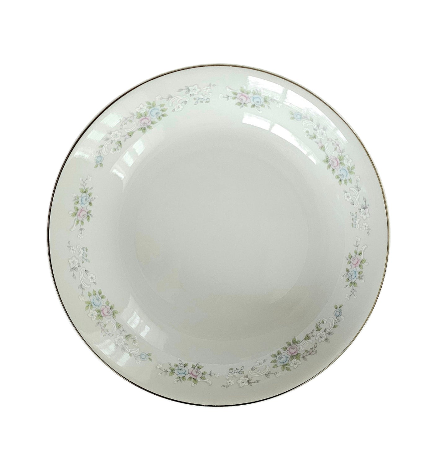 Carlion China 5 Piece Dinnerware Set: Dinner Plate, Bread & Butter Plate, Coupe Soup Bowl, Tea Cup, and Saucer. Corsage Pattern 481.